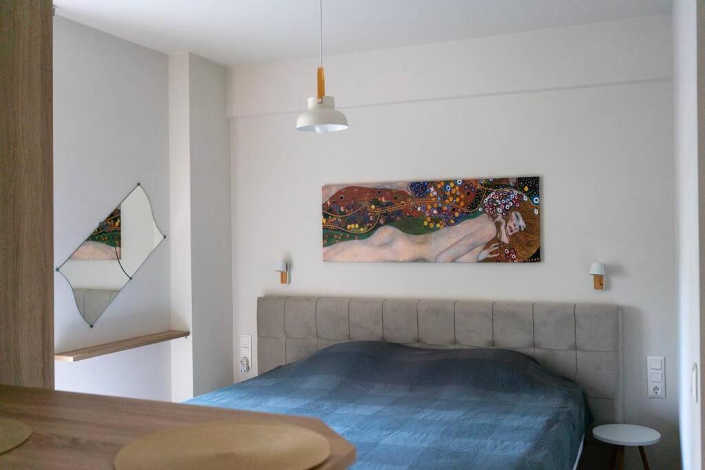 Apartment Modern In Dafni Up To 3 Prs-4min From Metro Athens